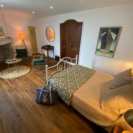 Le Prieure De Saint Pierre Bed & Breakfast Ngoại thất bức ảnh