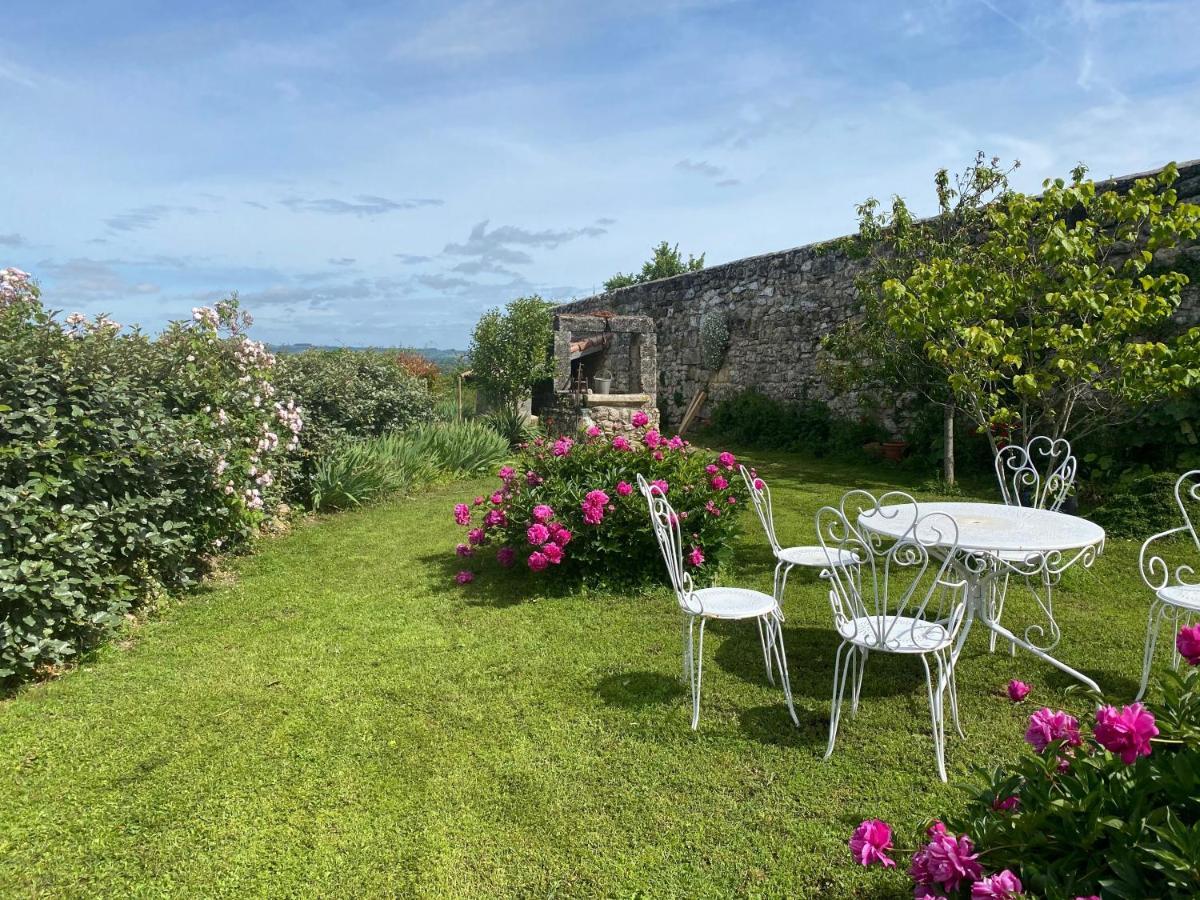 Le Prieure De Saint Pierre Bed & Breakfast Ngoại thất bức ảnh