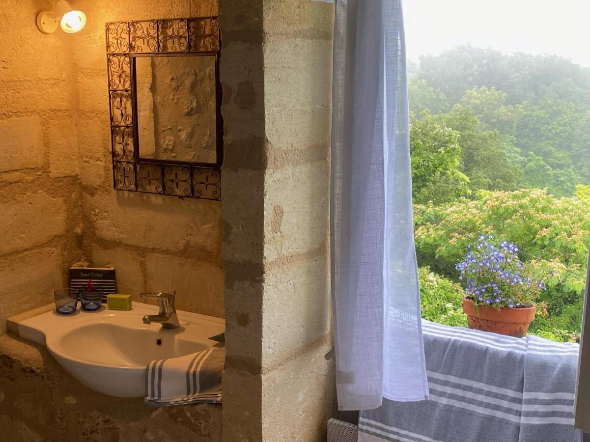 Le Prieure De Saint Pierre Bed & Breakfast Ngoại thất bức ảnh