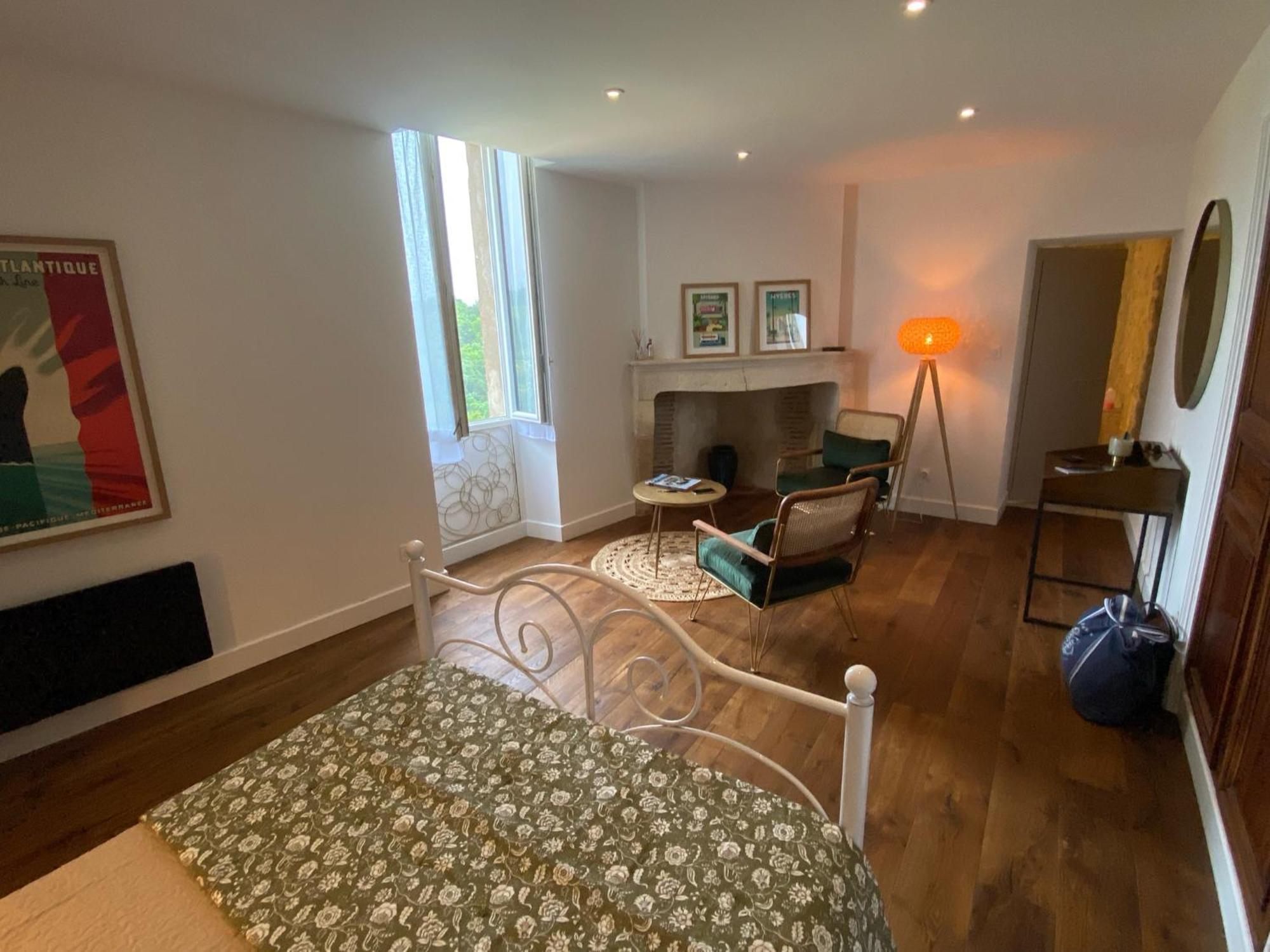 Le Prieure De Saint Pierre Bed & Breakfast Ngoại thất bức ảnh