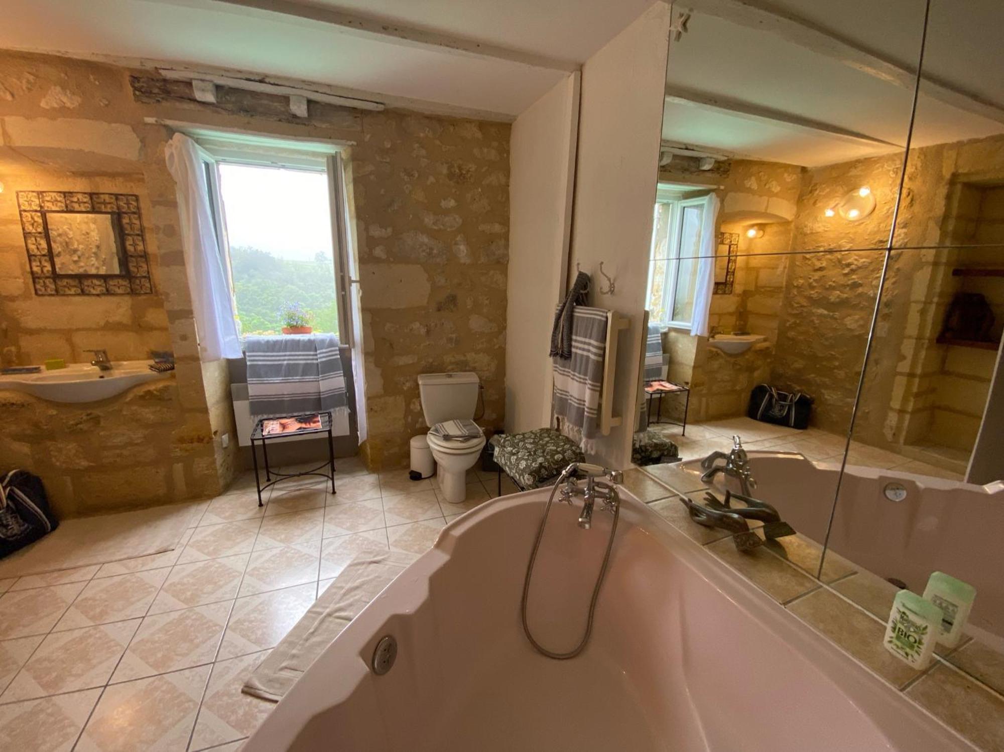 Le Prieure De Saint Pierre Bed & Breakfast Ngoại thất bức ảnh